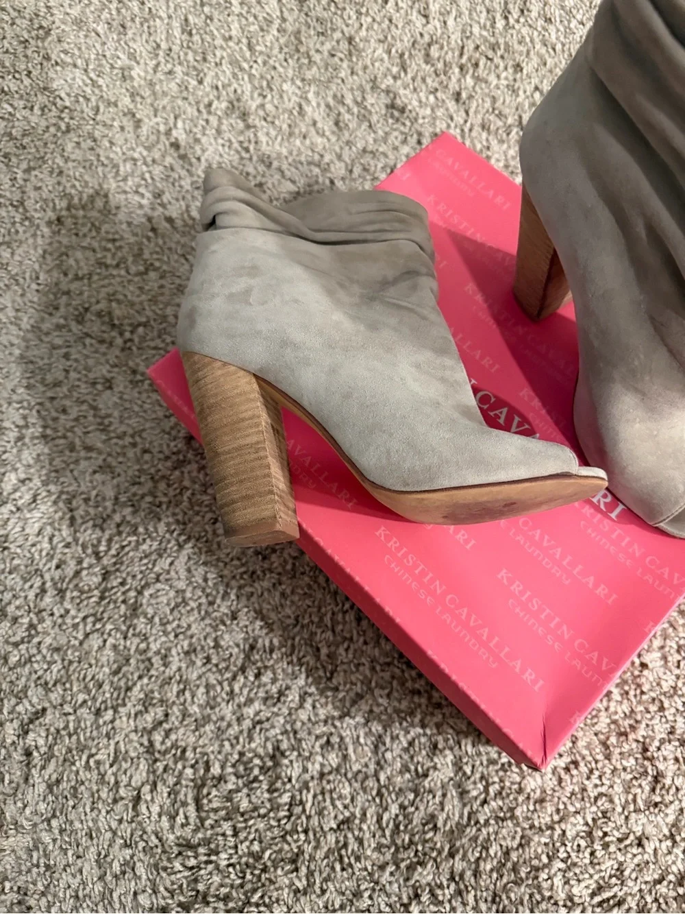 Kristin Cavallari (Chinese Laundry) tan Suede Peep-Toe Booties size 8